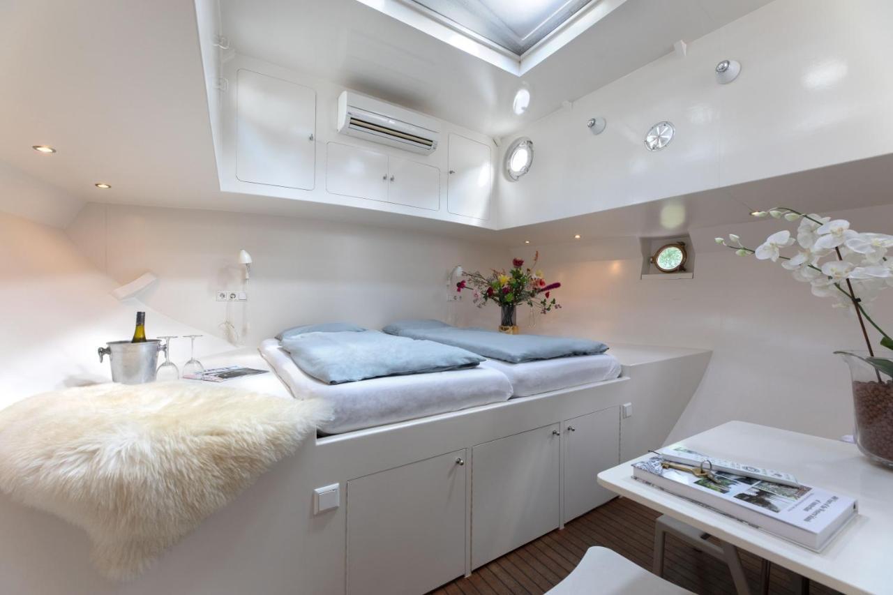 암스테르담 Houseboat Volle Maan B&B 외부 사진